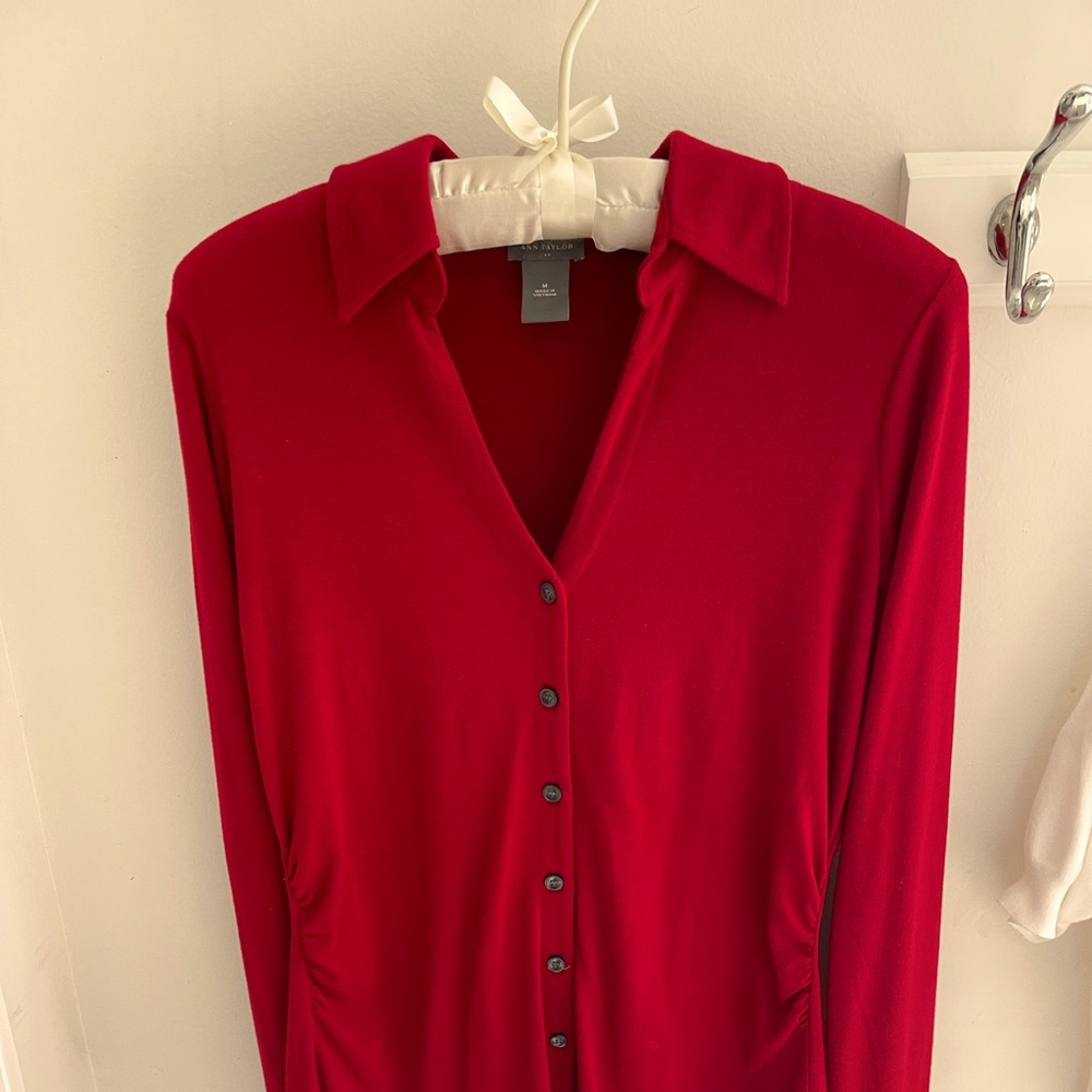 Fitted top in new condition fits beautifully